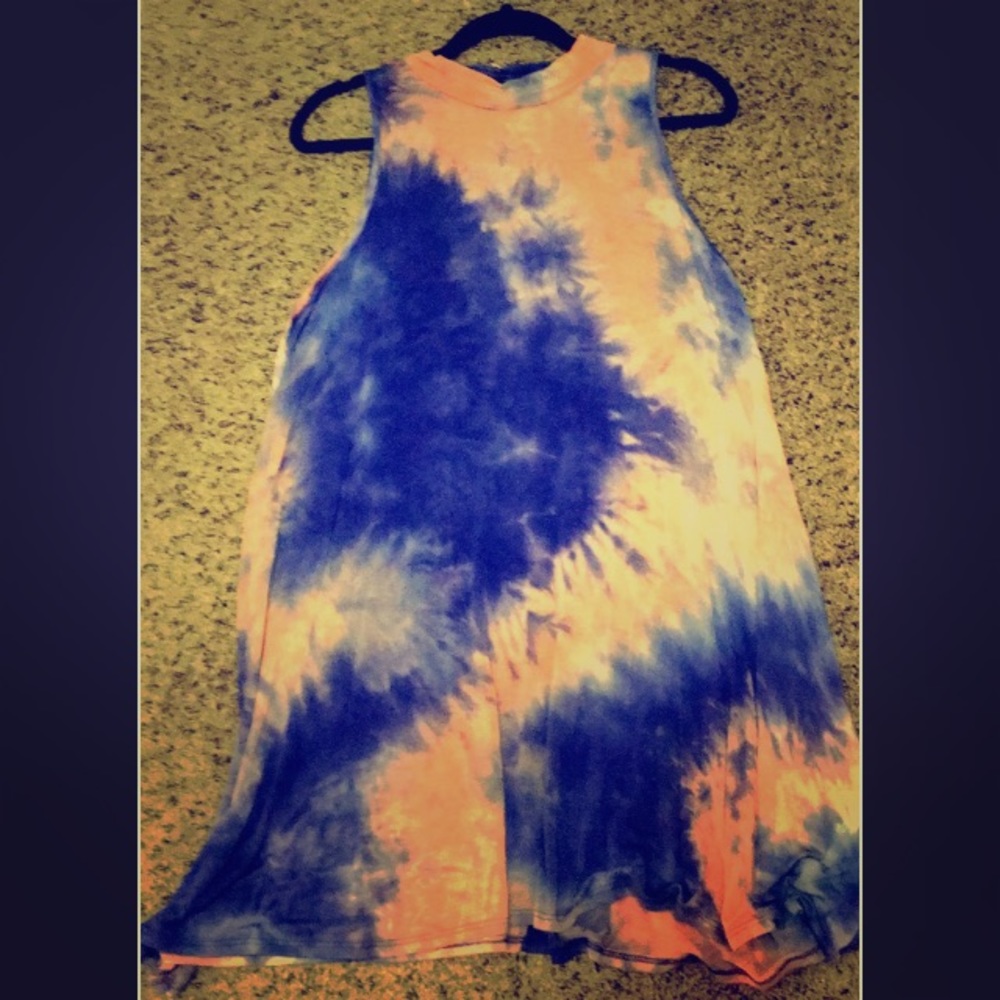 Tie dye sleeveless dress